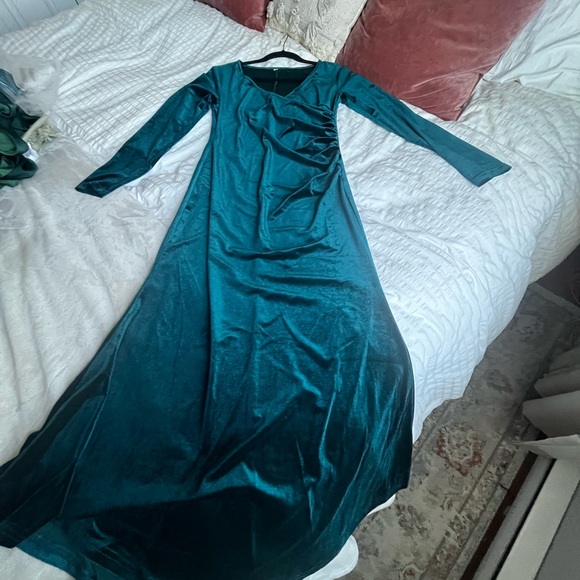 Women's V Neck Wrap Long Sleeve Elegant Mermaid Velvet Cocktail Maxi Dress - Picture 6 of 6